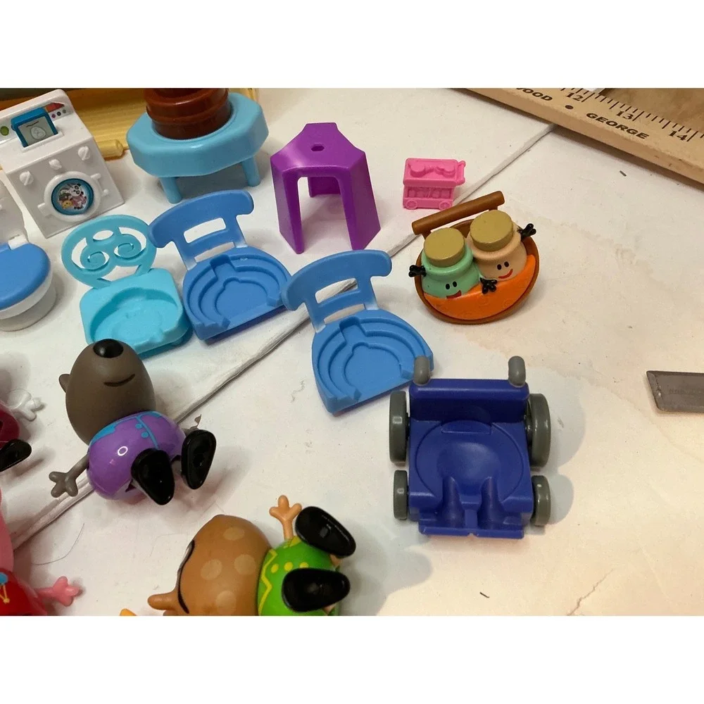 Peppa‎ Pig Jazwares Toy Figure Lot 30 Peppas Houses Furniture Playset Kids Toys